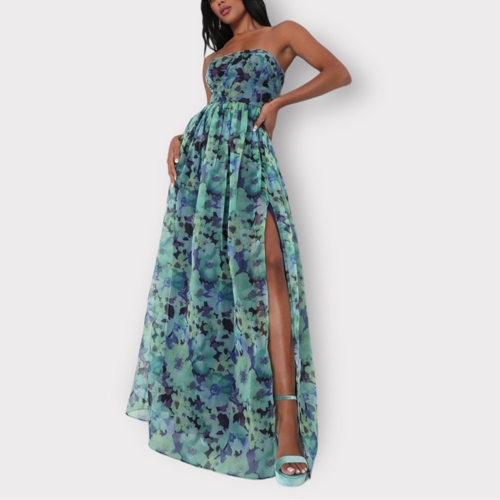 Lulu’s Wonderful Waltz Floral Bustier Dress